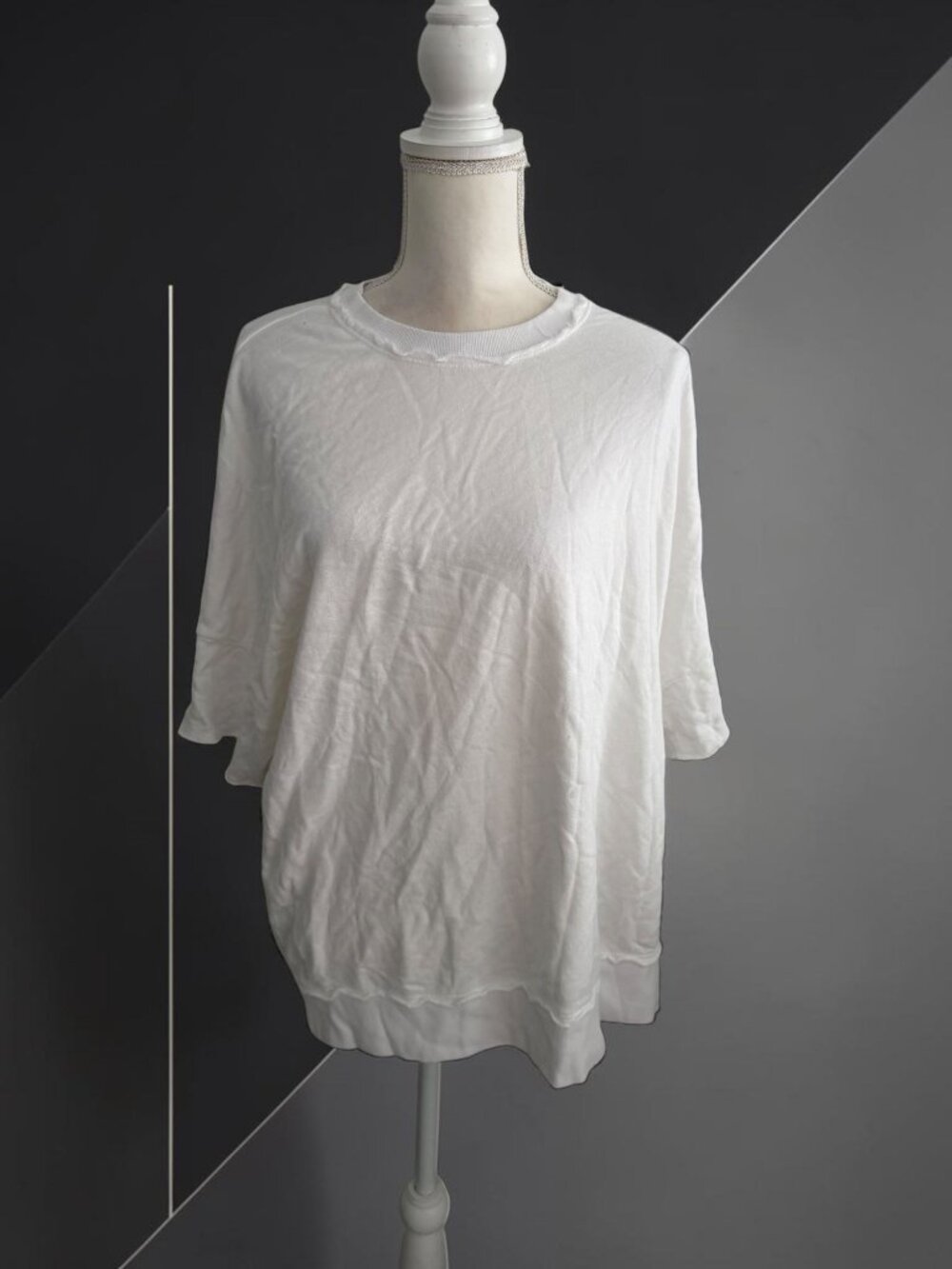 ELECTRIC & ROSE White Crewneck Sweatshirt Size XL NEW NWT